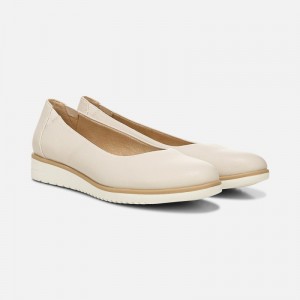 Ballerinas Naturalizer Para Mujer SOUL Idea Ballet Flat Creme RH09-4969J5
