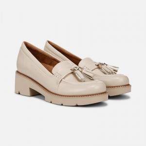 Mocasines Naturalizer Para Mujer Committed Lug Loafer Creme ES87-4457X0