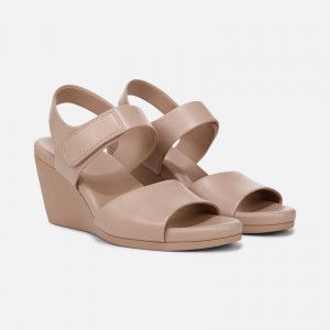 Sandalias Cuña Naturalizer Para Mujer Imani Wedge Sandal Marrones GW11-5501O0