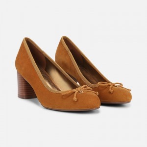 Zapatos Tacon Bloque Naturalizer Para Mujer Sienna Block Heel Pump Amarillo Oscuro AS18-1748A6
